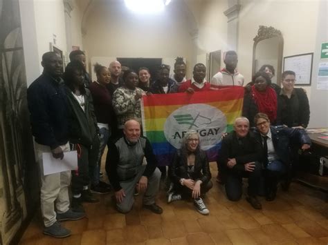 bacheca gay vercelli|Club Gay a Vercelli